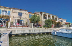 Two-Bedroom Holiday Home in Aigues Mortes